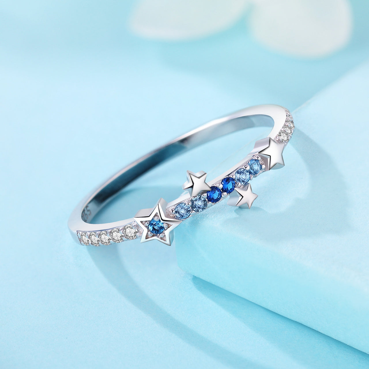 Anillo de Estrellas Azules