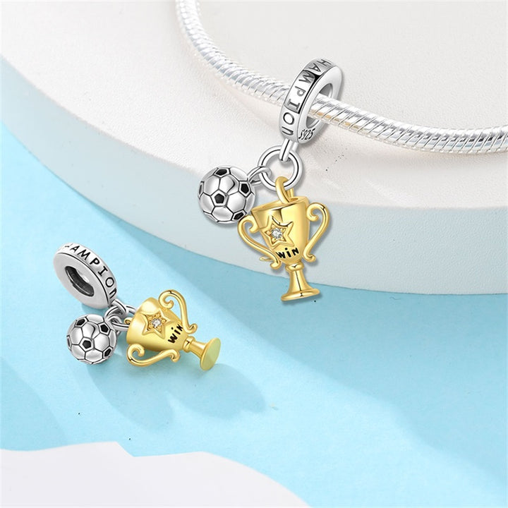 Charm Balón de Fútbol y Trofeo