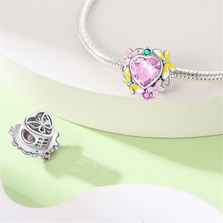 Charm Corazon Rosa y Mariposas Amarillas