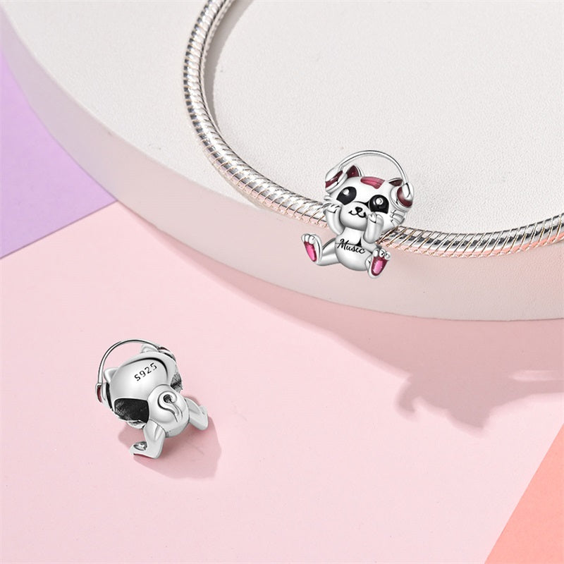Charm Gatito y Musica