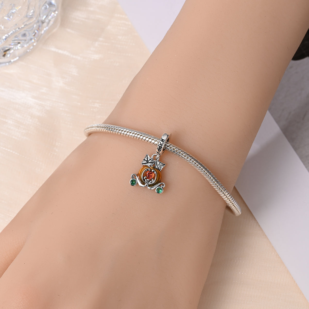 Charm Carroza de Calabaza "Happy Thanksgiving"