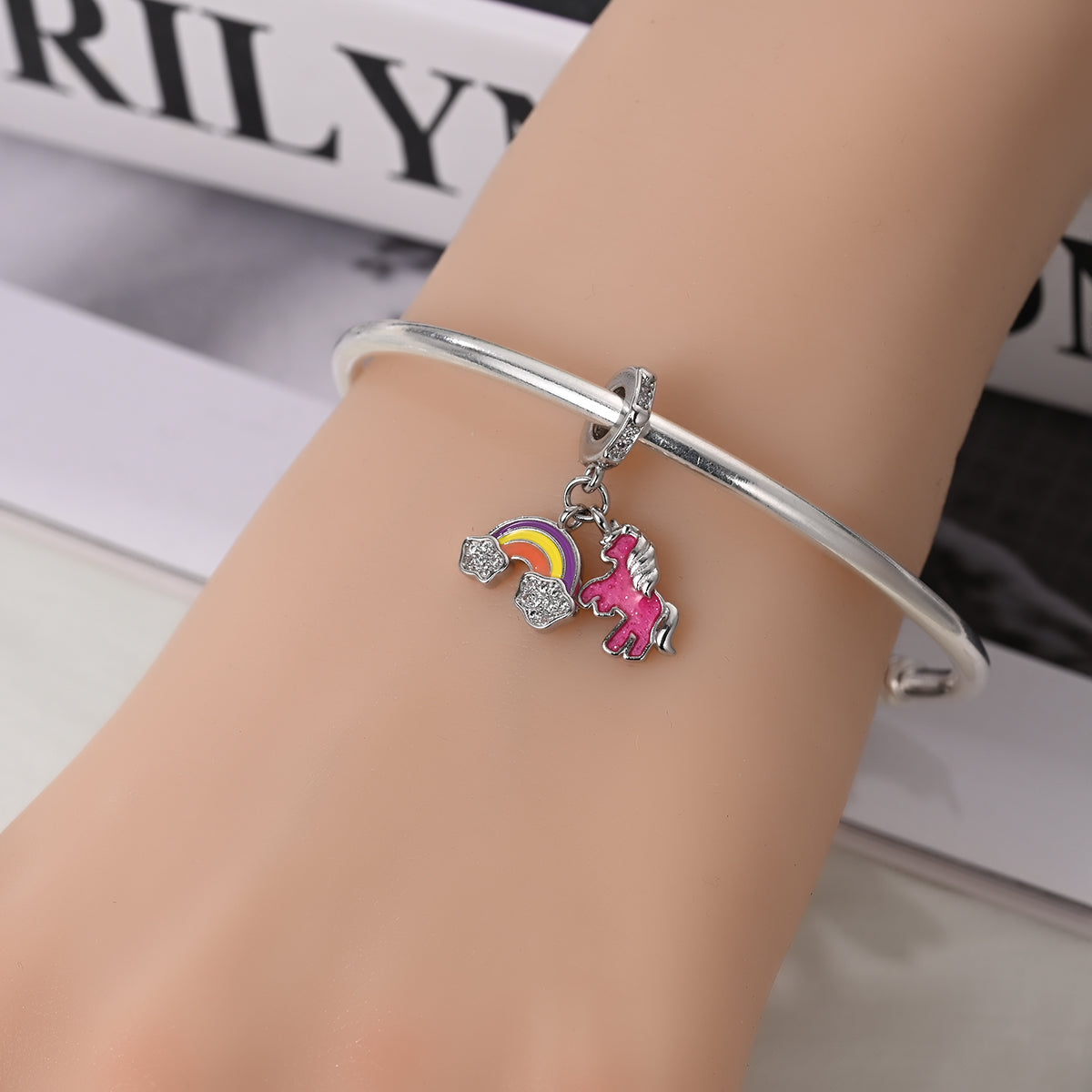 Charm Unicornio $ Arcoíris