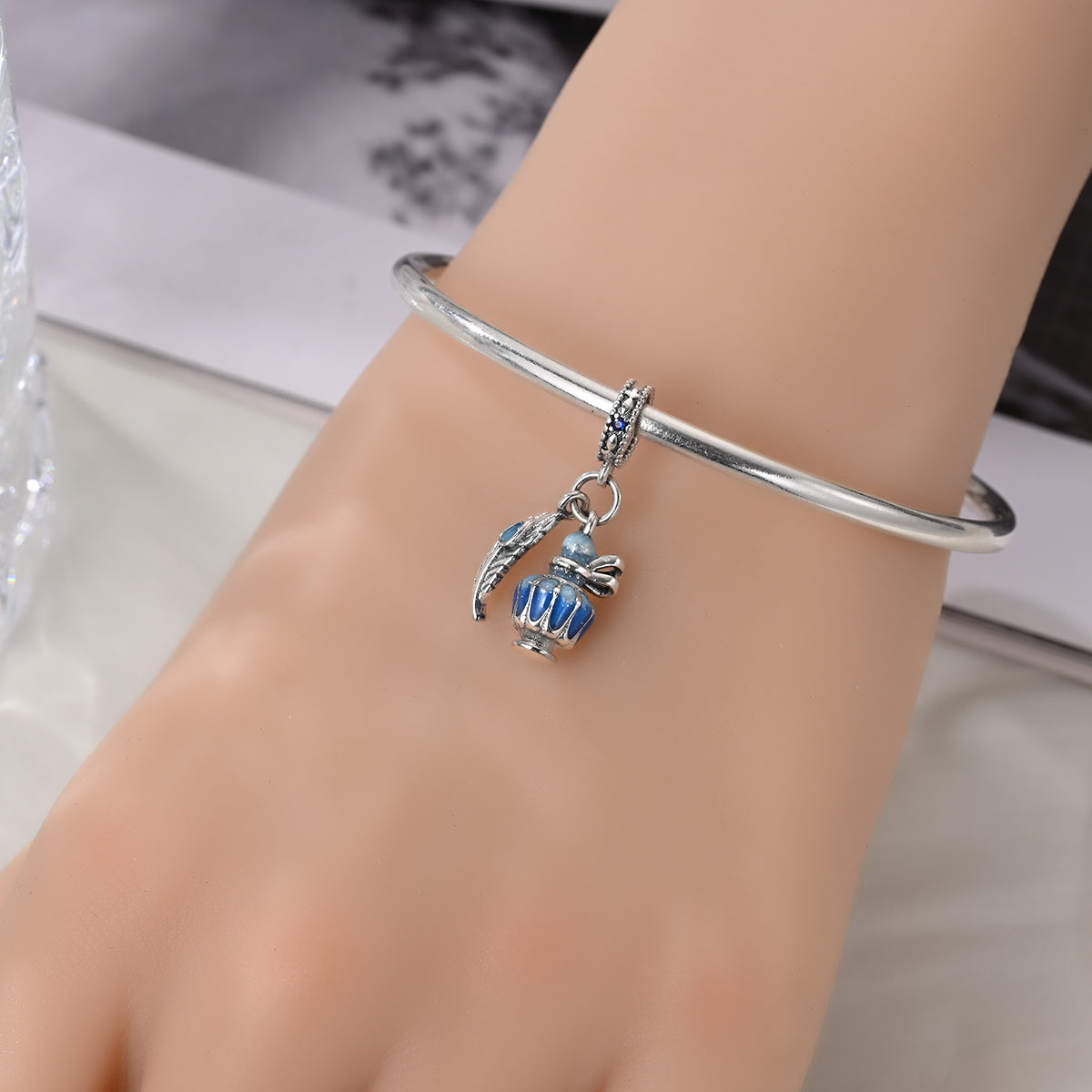Charm Escritura