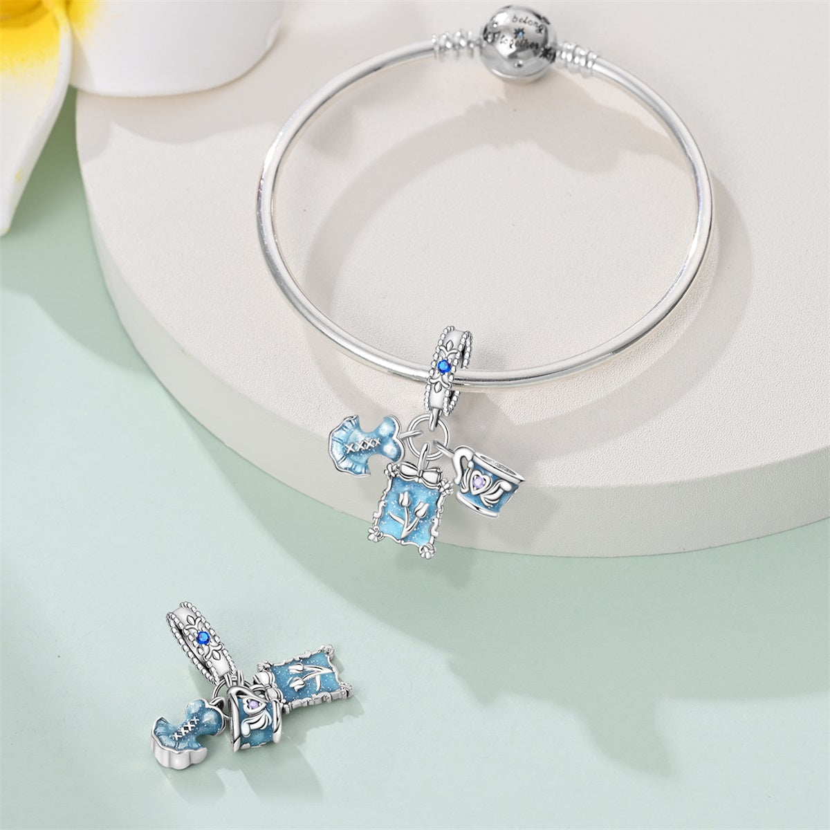 Charm Azul