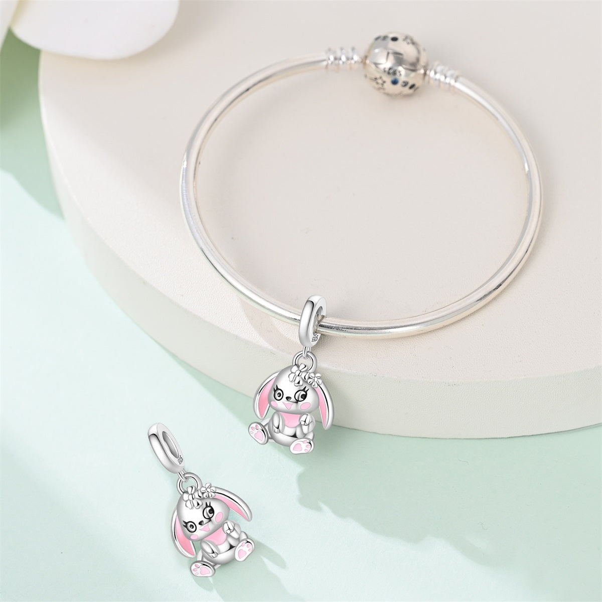 Charm Conejo Rosa