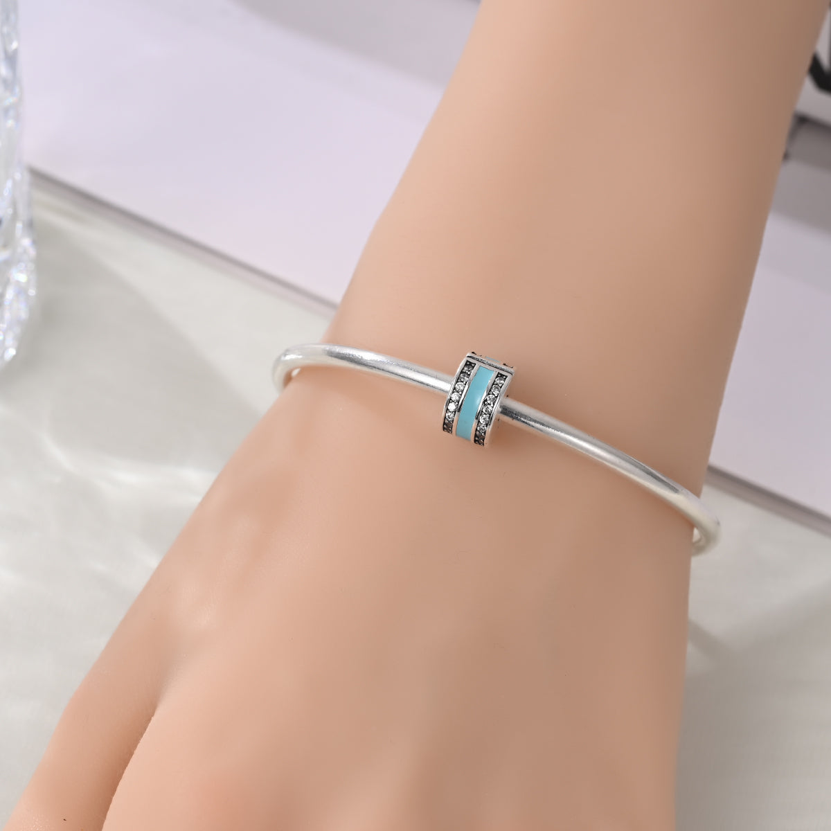 Charm Franja Azul Y Brillantes