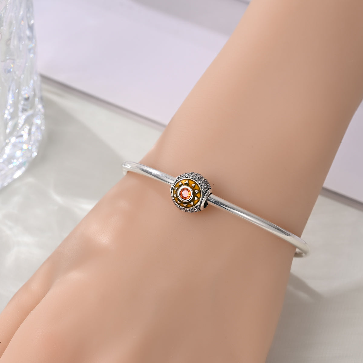 Charm Sol Naranja