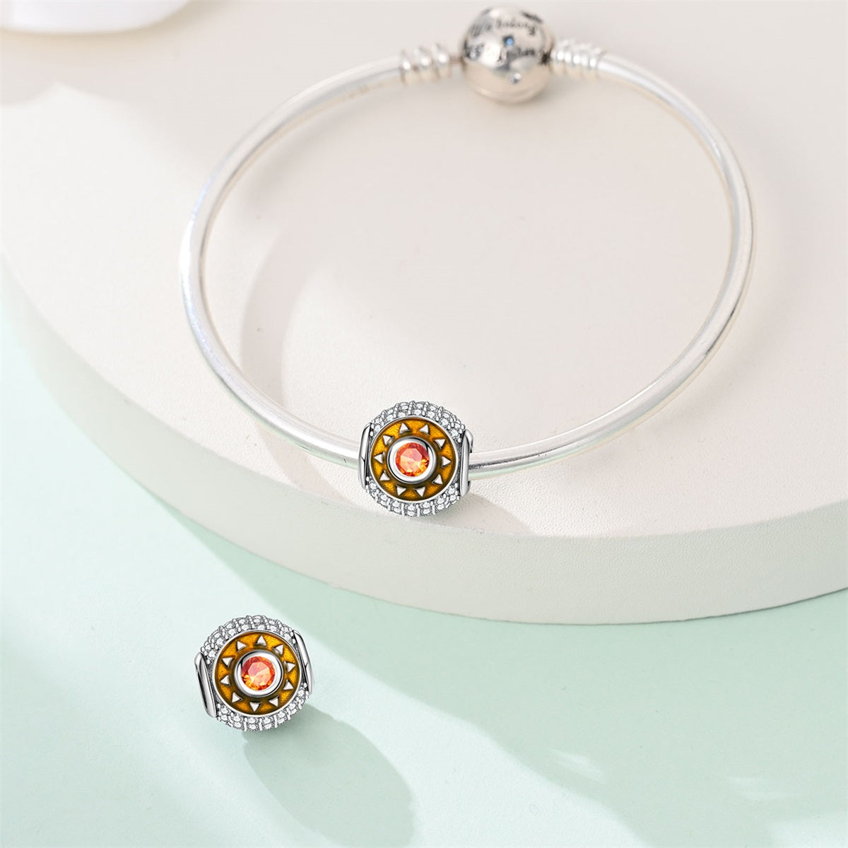Charm Sol Naranja