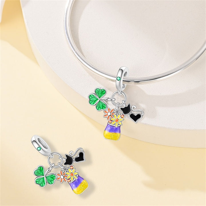 Charm Trebol, Flores & Gato