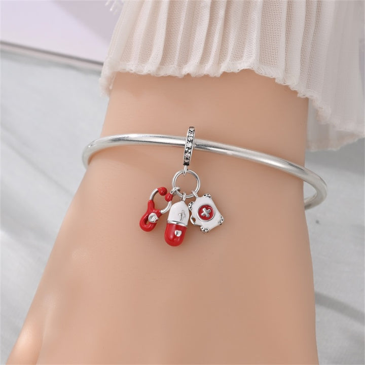 Charm Colgante Medicina