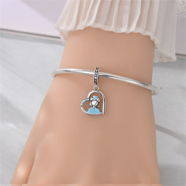 Charm Enfermera Azul