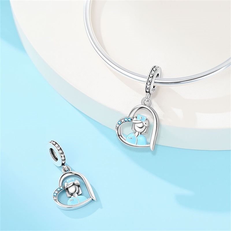 Charm Enfermera Azul