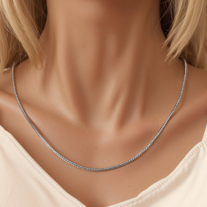 Collar Cola de Raton Plateada