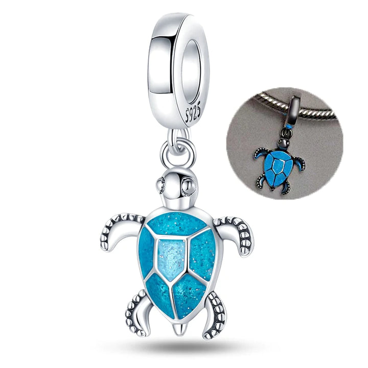 Charm Tortuga Azul Fluorescente