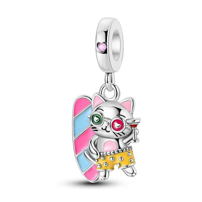 Charm Gatito en la Playa