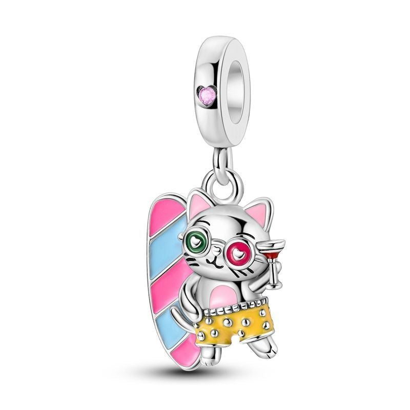 Charm Gatito en la Playa