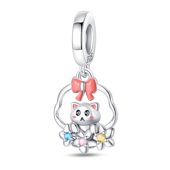Charm Gatito en Flores