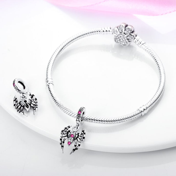Charm Araña