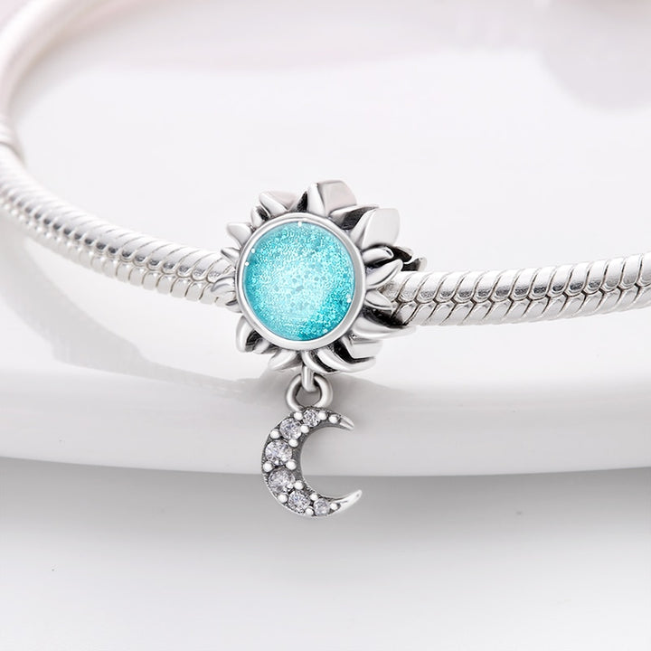 Charm Sol y Luna