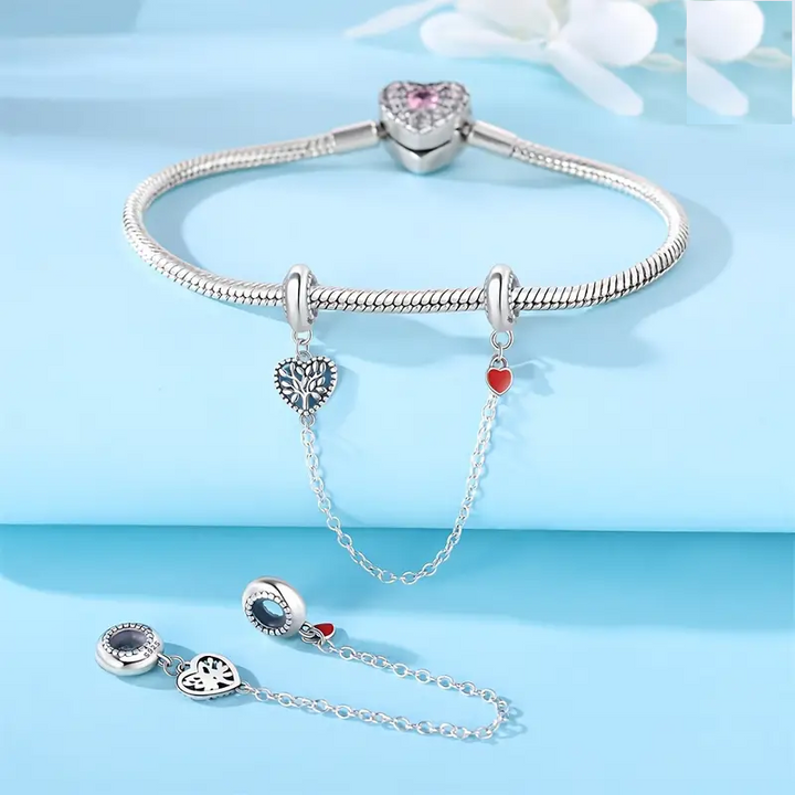 Cadena de Seguridad Árbol y Corazón Rojo
