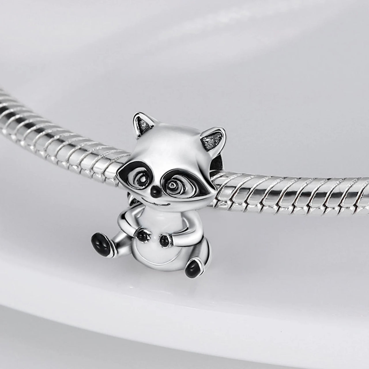 Charm Mapache Plateado