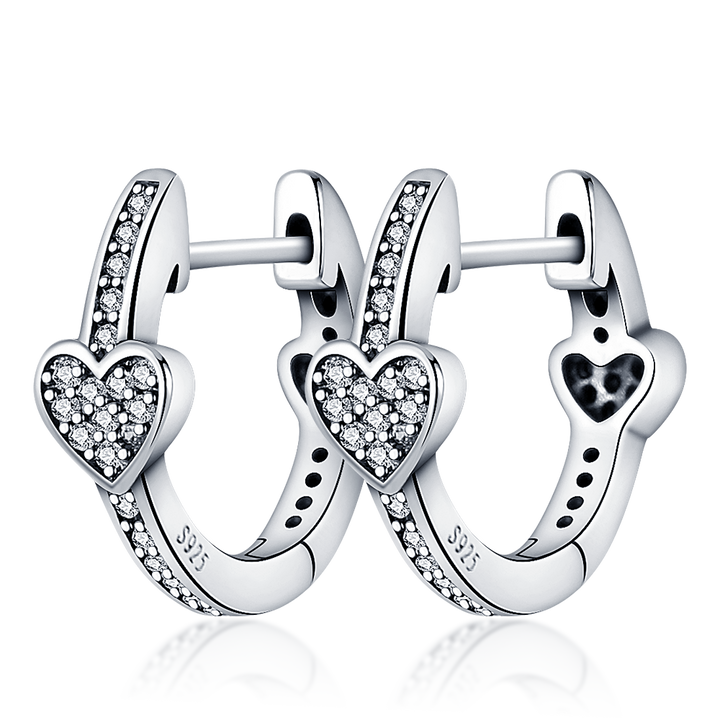 Aretes Medio Corazon Eterno Brillante