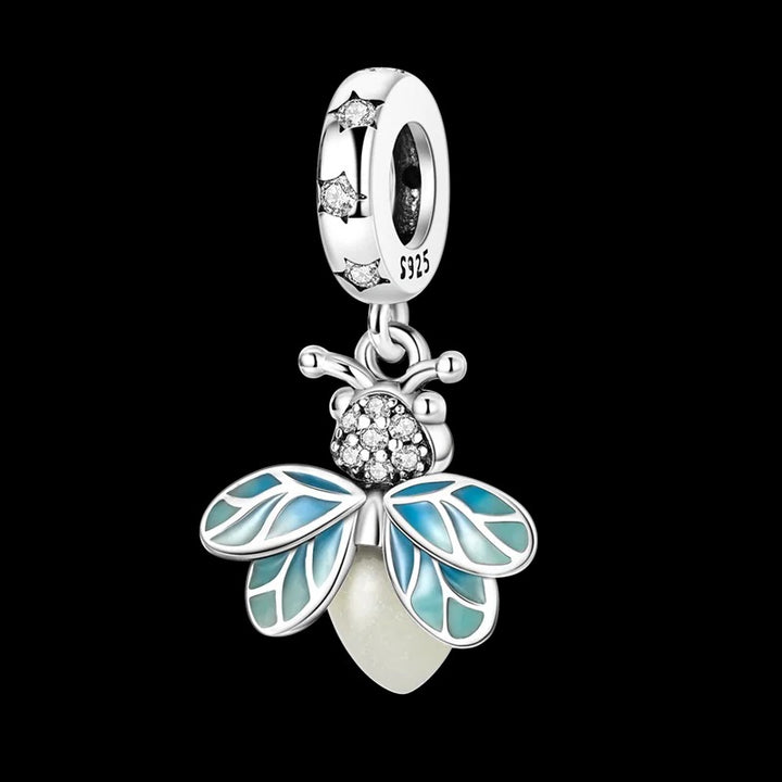 Charm Luciérnaga Fluorescente
