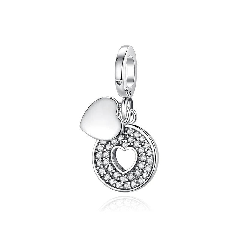 Charm Amuleto de Doble Corazon