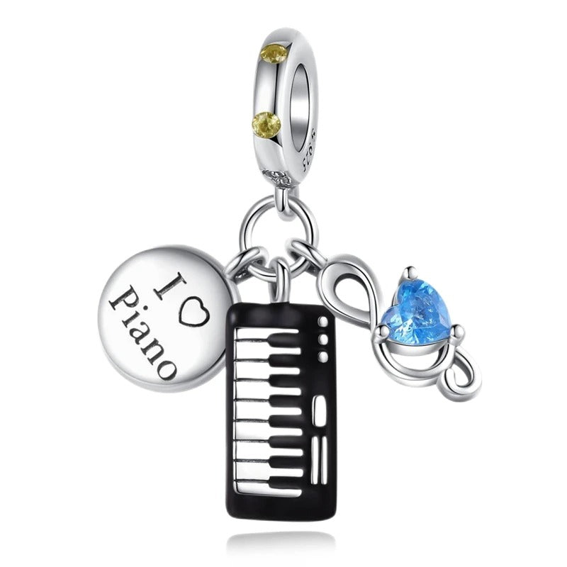 Charm Piano y Nota de Música "I Love Piano"