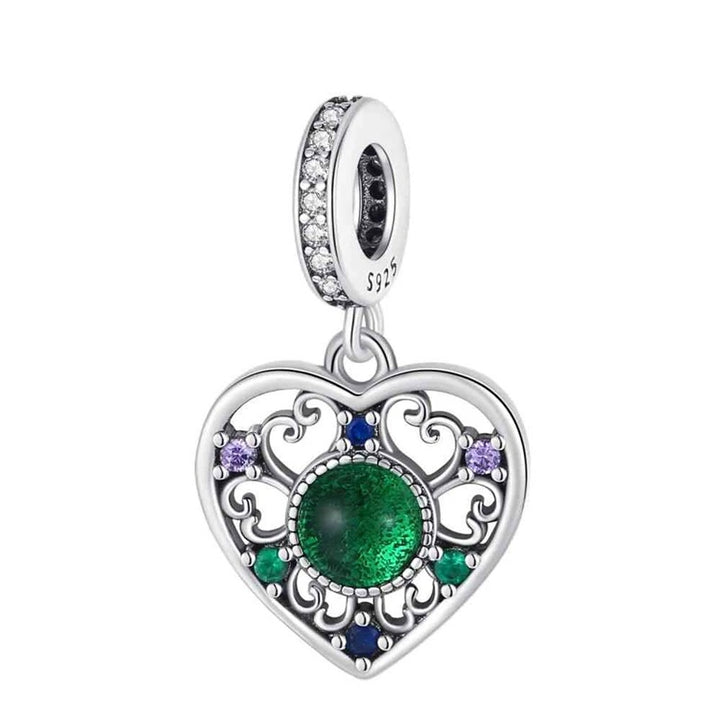 Charm Corazón Artesanal & Piedra Verde