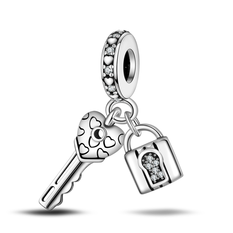 Charm Llave de Amor Eterno