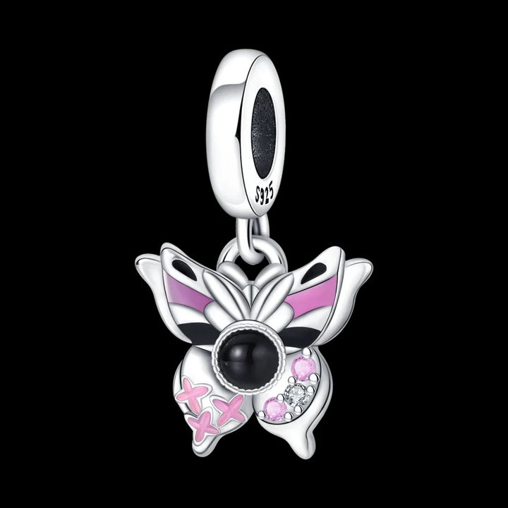 Charm Mariposa y Piedra Negra
