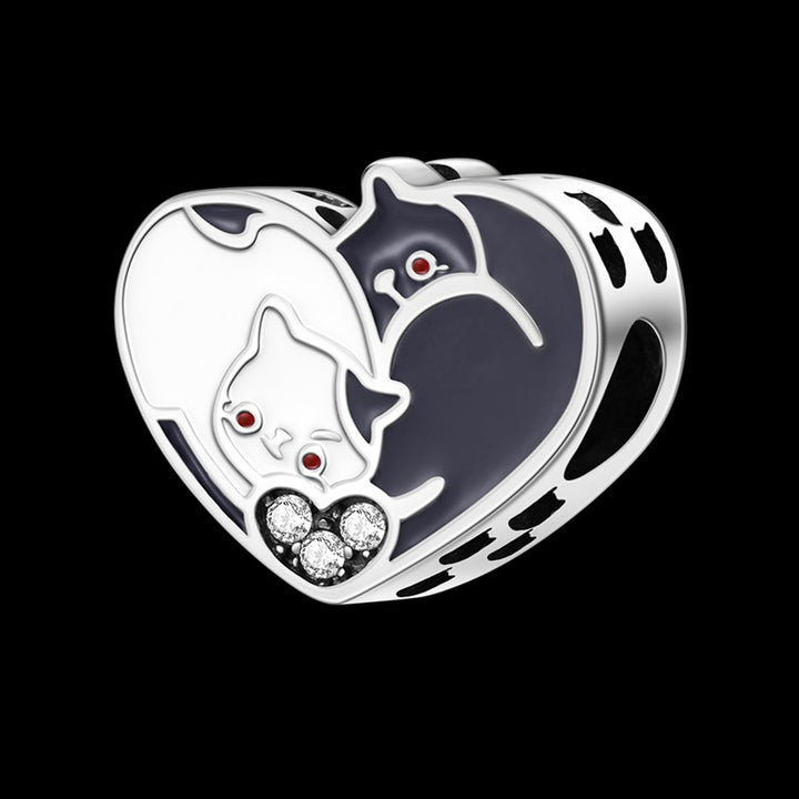 Charm Corazon de Gatitos "Yin Yang"
