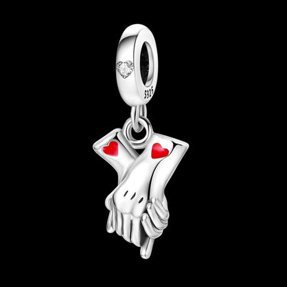 Charm Manos Entrelazadas
