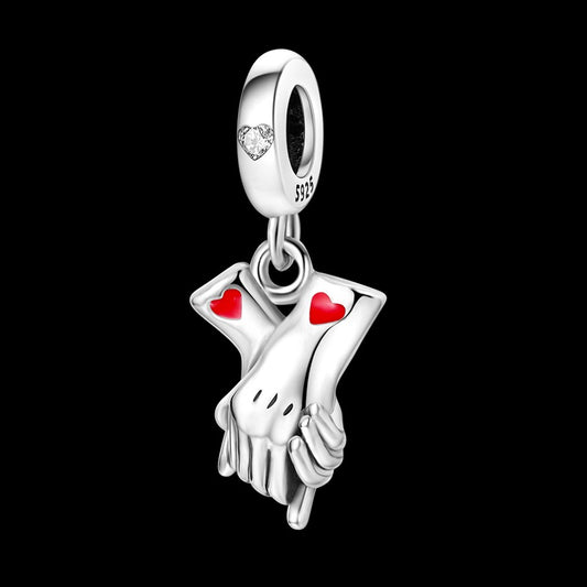 Charm Manos Entrelazadas