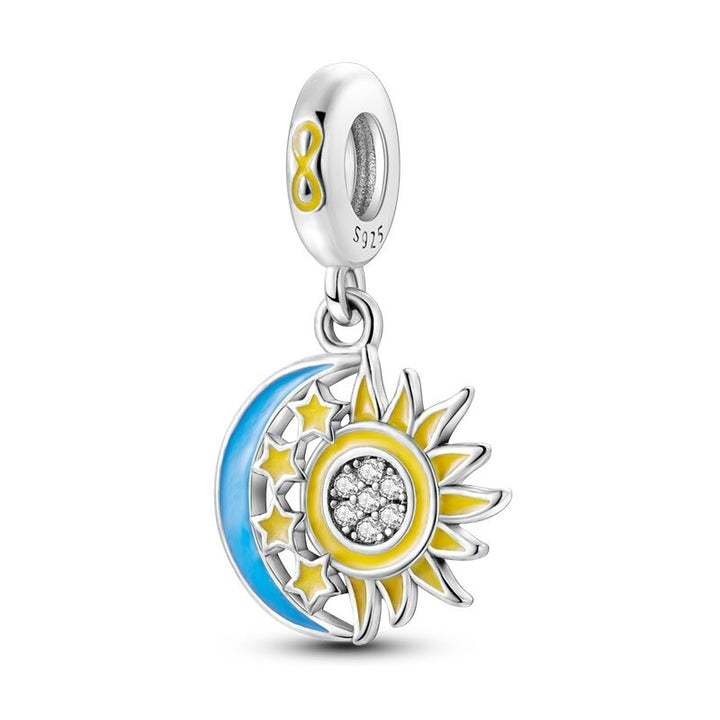 Charm Sol & Luna de Estrellas Fluorescentes