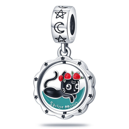 Charm Gatito en Luna