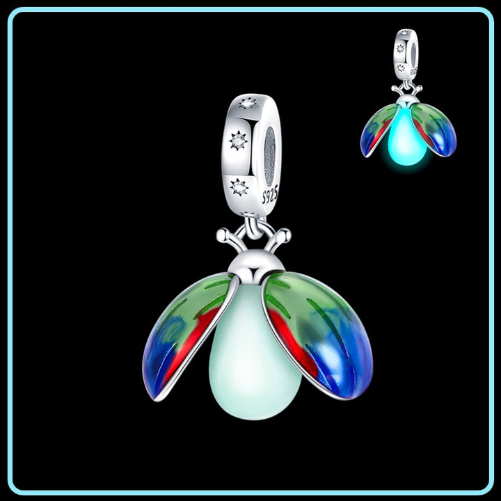 Charm Luciernaga Verde Fluorescente